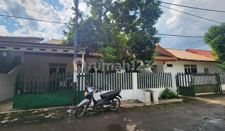 Dijual Rumah Luas dan Strategis di Jatiasih Bekasi 