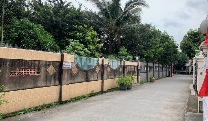 Rumah Luas Strategis di Pondok Gede Bekasi 2