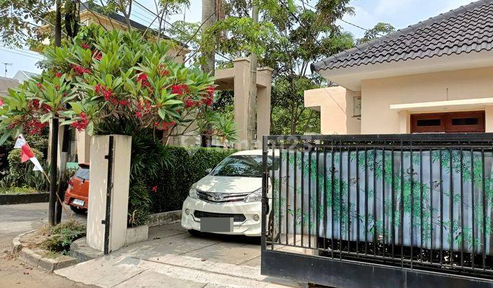 Dijual Rumah Hook Boulevard Lokasi Strategis di Taman Peninsula Pekayon Bekasi  2