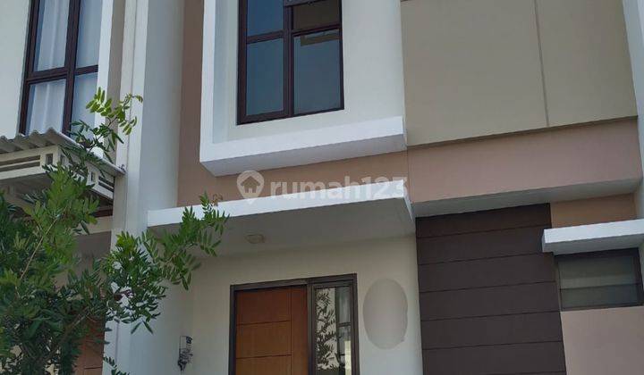 Disewakan Rumah Siap Huni Di Cluster Burgundy Summarecon Bekasi 1