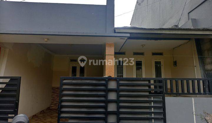 Dijual Rumah Minimalis di Grand Residence City Setu Bekasi  1