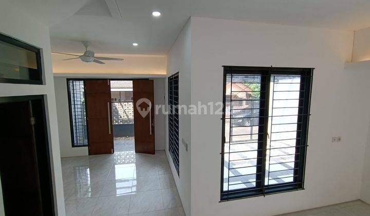 Dijual Rumah Cantik Minimalis di Galaxy Bekasi Selatan 2