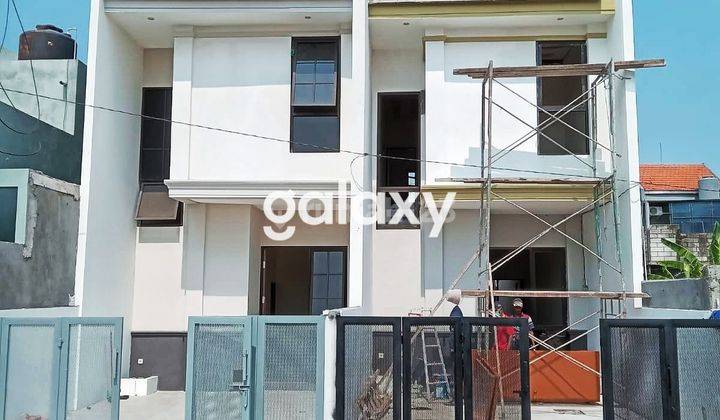 Rumah Medokan Surabaya 2 Lantai Hadap Utara 2