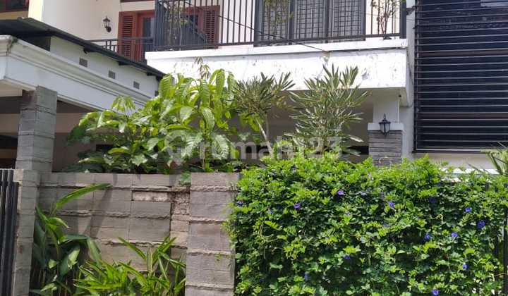 Rumah One Gate System Gegerkalong-Setiabudi Bandung Full Furnished