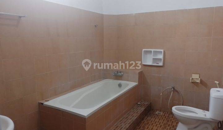 RUMAH LANGKA DAN UNIK SUASANA NYAMAN DAN TENANG 4