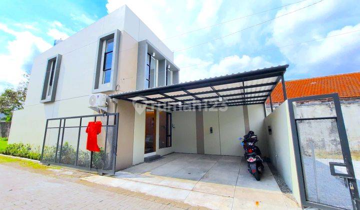 Rumah Mewah Full Furnish Kaliurang Dekat Pasar Colombo Kentungan  1