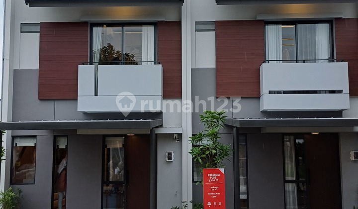 Two-story house Summarecon Tangerang Best initial investment price. 1