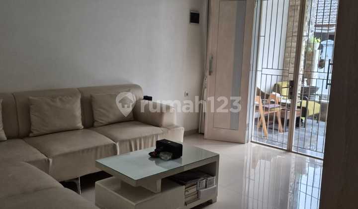 Ready-to-occupy house, neat and comfortable, Ciater BSD. Ready-to-occupy house, neat and comfortable, Ciater BSD.