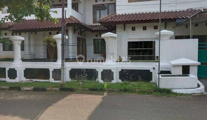 Jual Cepat Rumah 2 Lantai Jakarta Timur  1