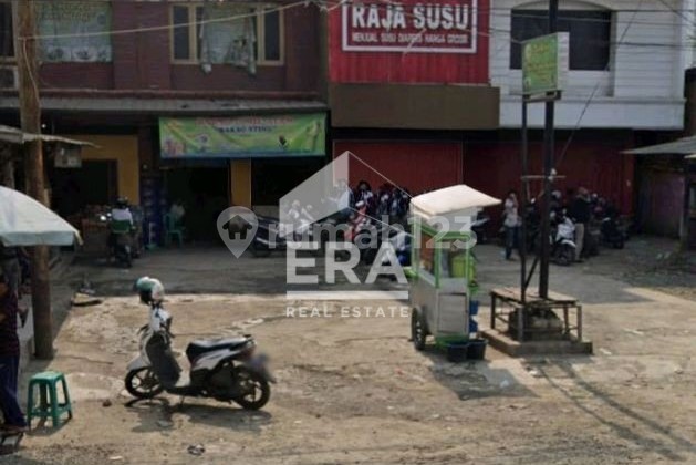 Three-story shop house by Cileungsi main road, negotiable price!!! 1