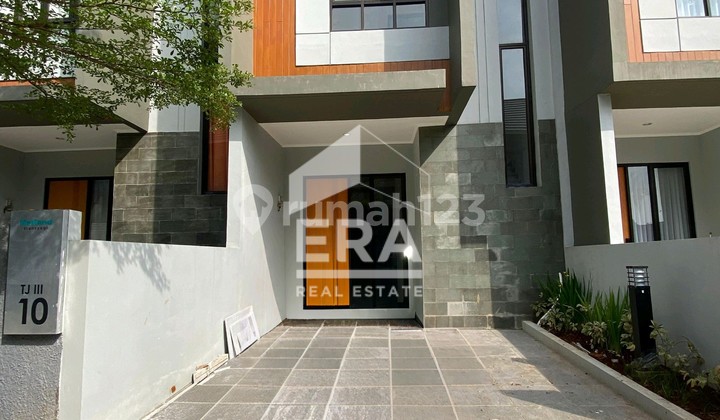 Jual Cepat Rumah siap huni harga Nego Bonus Furnished !!!!