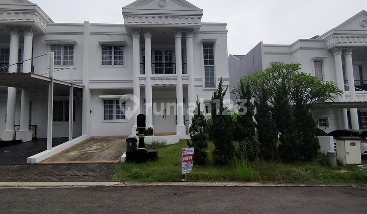 Rumah 2 lantai disewakan asri terawat 1