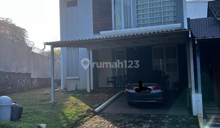 Rumah 2 lantai dijual cepat 1