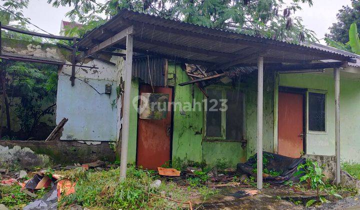 Rumah satu lantai pinggir jalan 1