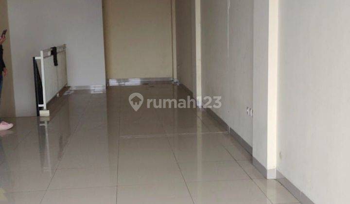 Dijual cepat RUKO Dua lantai pinggir jalan raya  2