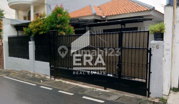 Di sewa cepat Rumah siap huni di Pejompongan, harga nego !!! Di sewa cepat Rumah siap huni di Pejompongan, harga nego !!!