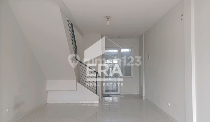 Acropolis Shop House Legenda Wisata Facing Boulevard For Quick Rent, Negotiable Price!!! 2