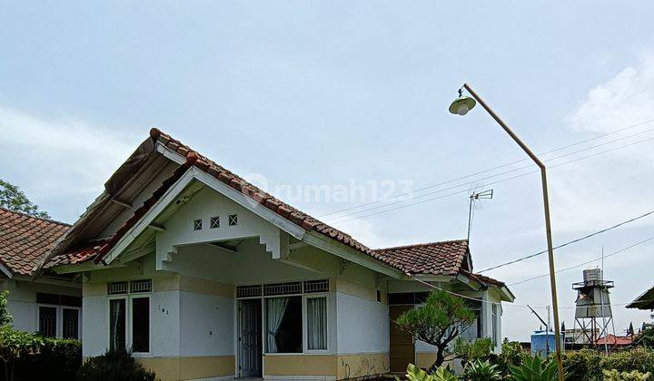 Dijual Murah Villa Puncak Bersih Posisi Hoek 1