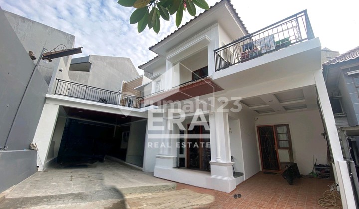 LUXURY HOUSE FOR QUICK SALE In Cibubur !!!