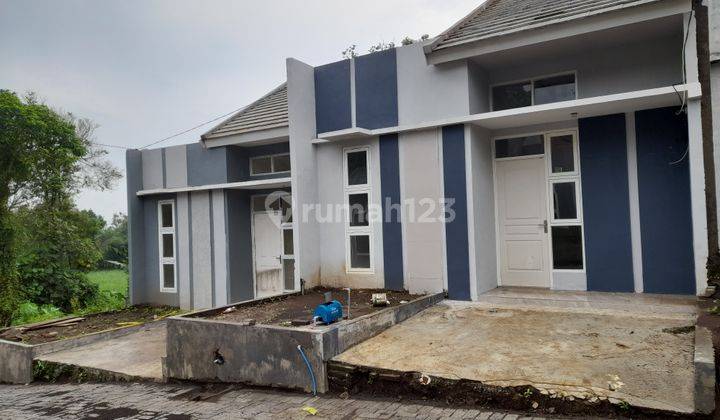 Rumah Villa Modern Murah Siap Huni Malang 4