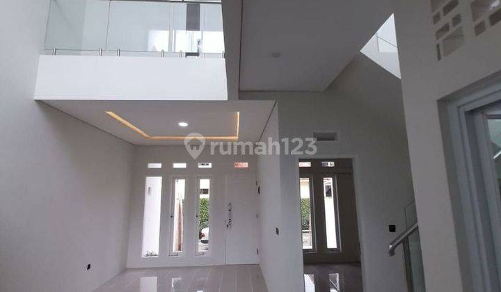 Rumah Minimalis Modern Sayap Dago Dkt Golf 2