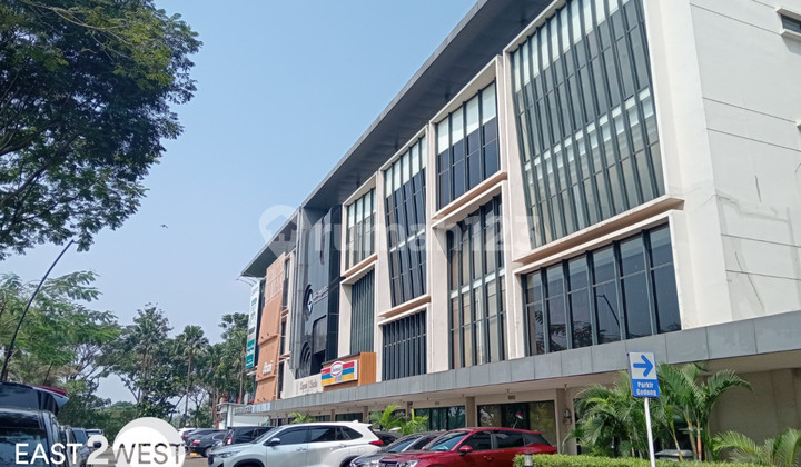 Strategic Shop House for Rent Casa De Parco BSD City Tangerang Ready to Use
