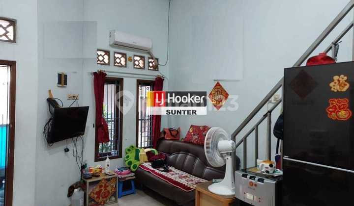 Di JUAL RUMAH ANCOL SELATAN JAKARTA UTARA. JALANAN 2 MOBIL 2