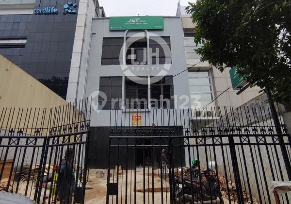 Shop House for Office Rental in Bungur Besar, Central Jakarta 2