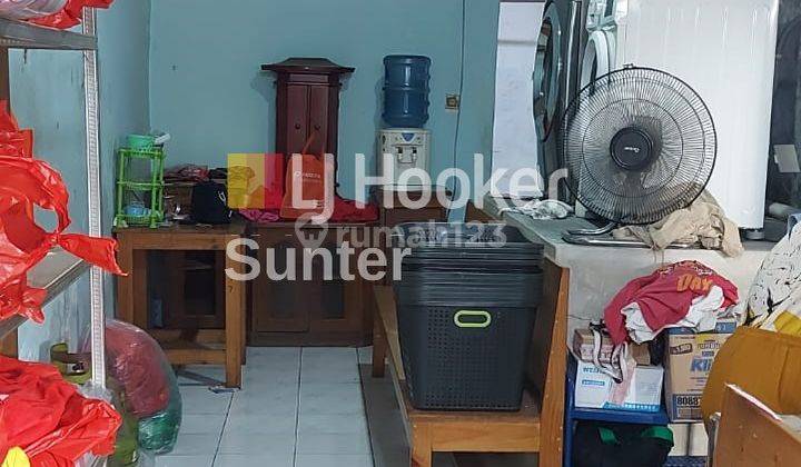 Rumah Unfurnished SHM di Villa Regerensi 2, Tangerang 2