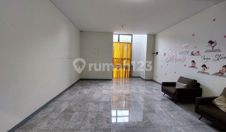 Ruko Bagus 2,5 Lantai Siap Pakai di Kota Baru Parahyangan 2