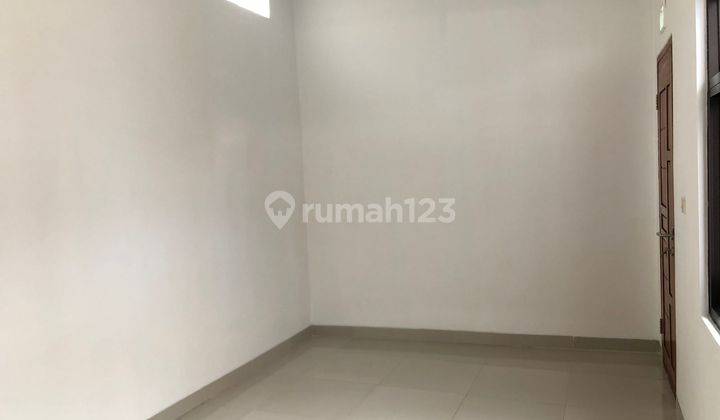 Di Jual Rumah Minimalis Dengan Taman di Ciwastra Bandung 2