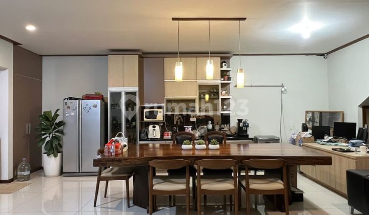 Turun Harga Rumah 3 Lantai Minimalis di Setraduta Pasteur Bandung