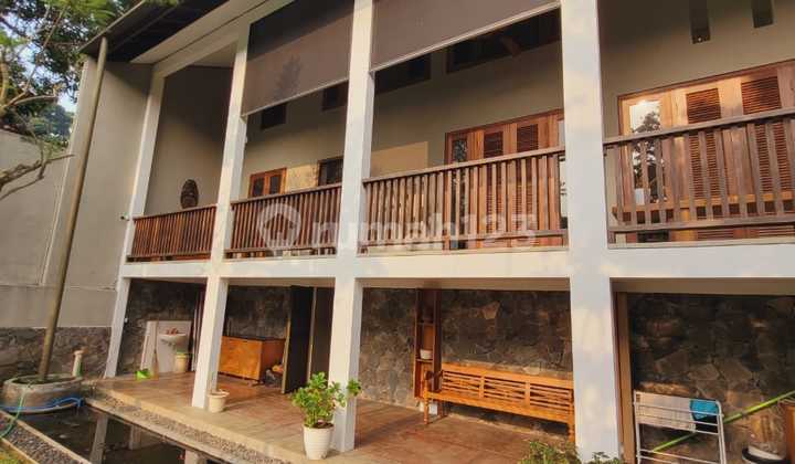 Rumah Luxury Cisatu Sayap Hegarmanah Bandung 2