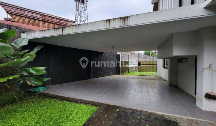 Jual Rumah Luas di Hegarsari Hegarmanah Ciumbuleuit Bandung 1