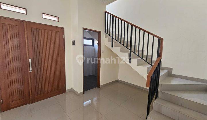 Rumah Modern 2 Lantai di Buahbatu Bandung 2