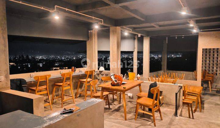 Villa Dan Cafe View Cantik Kota Bandung di Bukit Pakar Timur 1