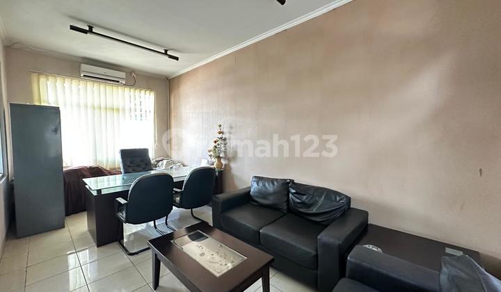 Ruang Usaha Gudang dan Kantor Lokasi Strategis di Kopo Bandung