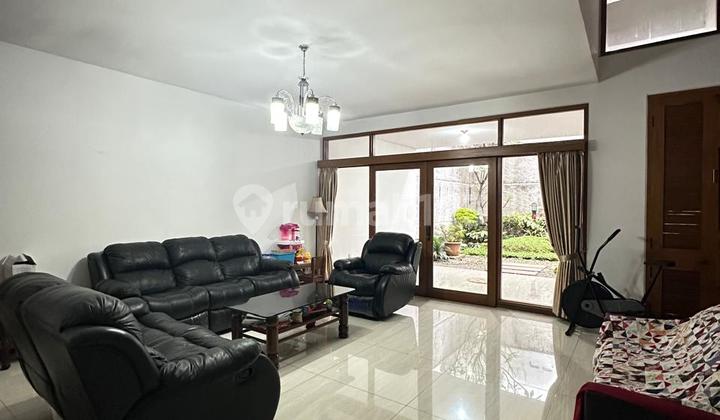 Rumah Semi Furnished Siap Huni di Sayap Pasteur Bandung