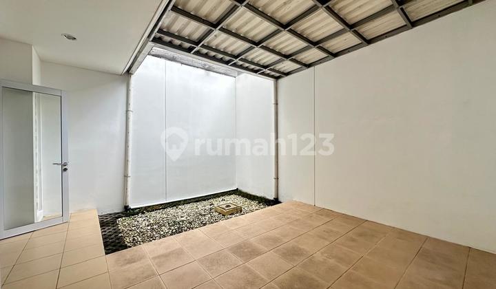 Rent a 2-Story House in Cluster Cynthia, Summarecon Bandung 2