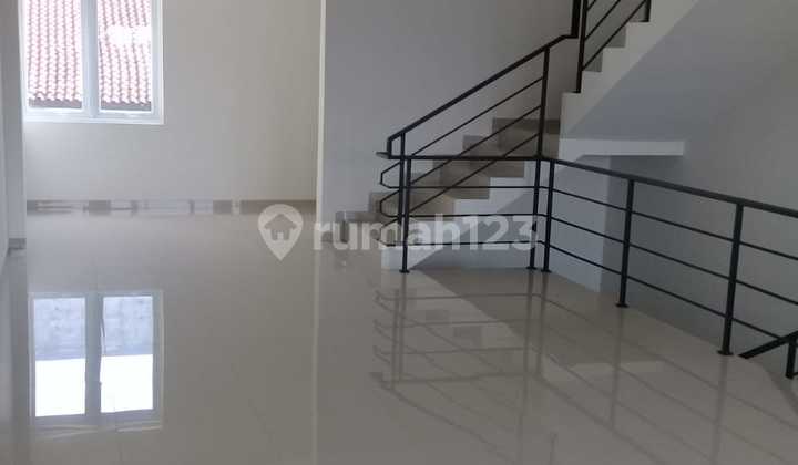 Ruko 3 Lantai Strategis di Kawasan Batununggal, Bandung