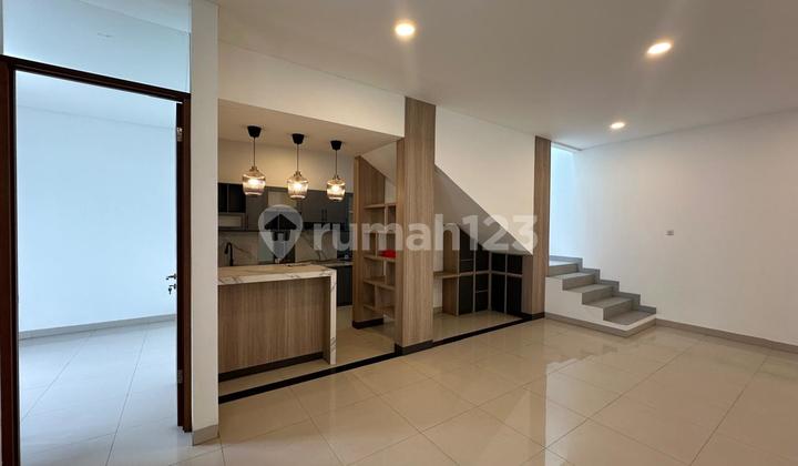 Rumah Modern 2 Lantai Luas Strategis di Pasirsalam Bandung Rumah Modern 2 Lantai Luas Strategis di Pasirsalam Bandung