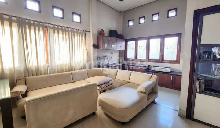 Toko Plus Gudang Lokasi Super Strategis di Mainroad Padalarang Toko Plus Gudang Lokasi Super Strategis di Mainroad Padalarang