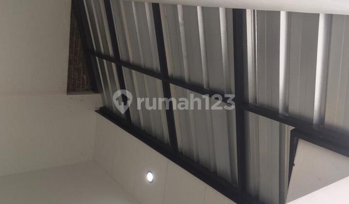 Disewakan Rumah Terawat di Komplek Taman Kopo Indah 2