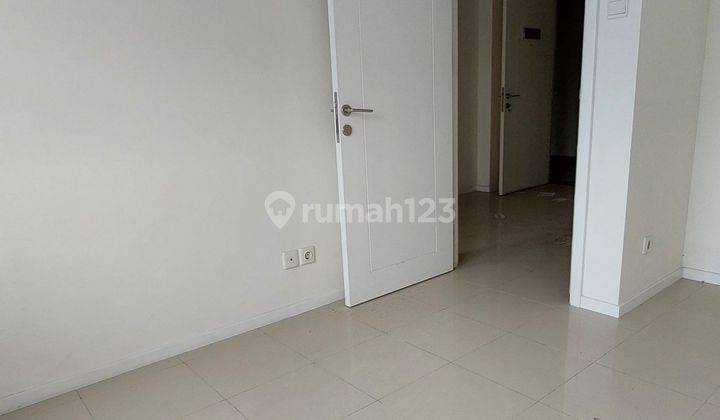 Dijual Apartemen Parahyangan Residence Non Furnish Type 2 BR 1