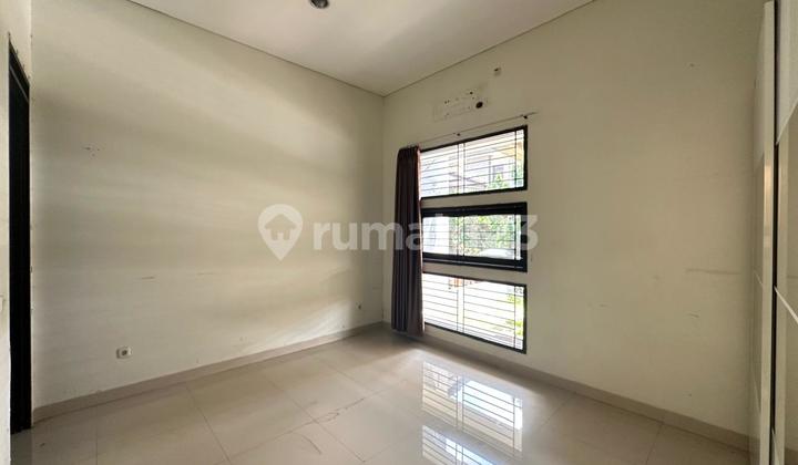 Rumah Minimalis Baru Renovasi di Singgasana Mekarwangi Bandung 2