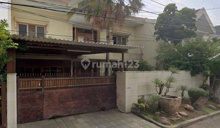 tampak depan rumah shm butuh minim renovasi