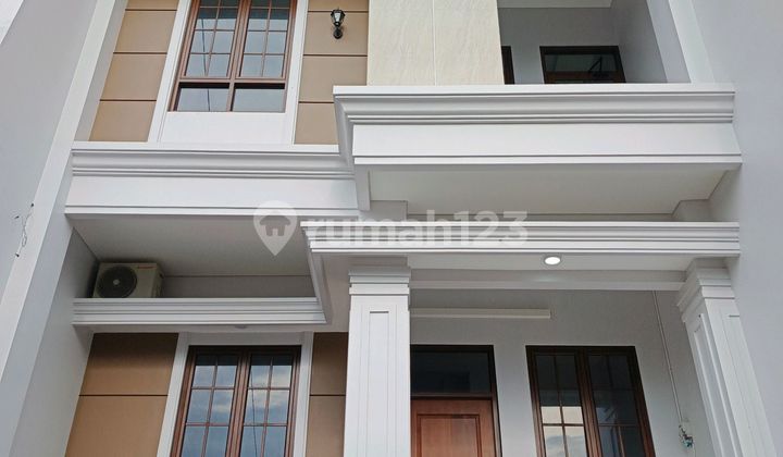 2-Story Luxury House at Diamond Hill Residence Banyumanik! 2-Story Luxury House at Diamond Hill Residence Banyumanik!
