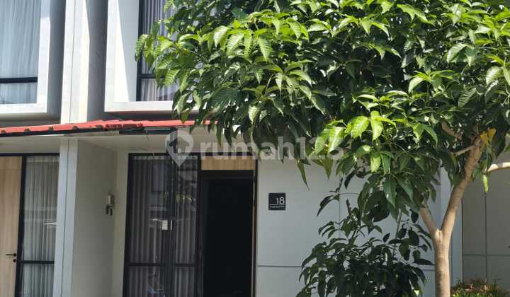 Dikontrakan Rumah 2 Lantai 3 Kamar Tidur 3 Kamar Mandi Di KIIC Karawang 1