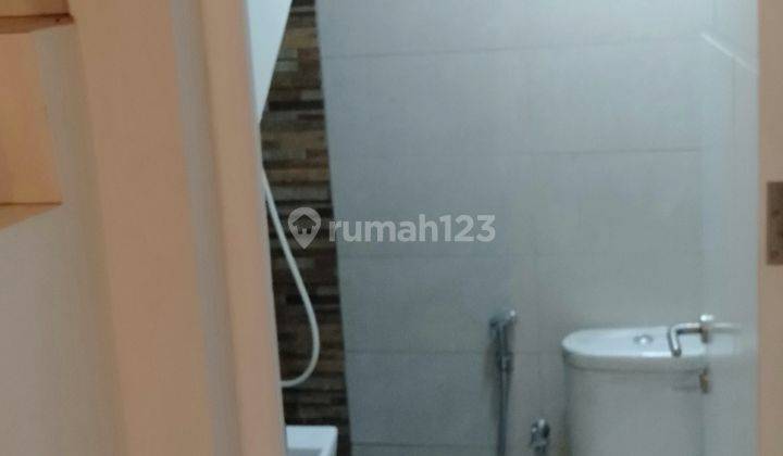 Di Kontrakan Rumah 2 Lantai Full Purnish di Summerecon Karawang Barat Jawa Barat  7