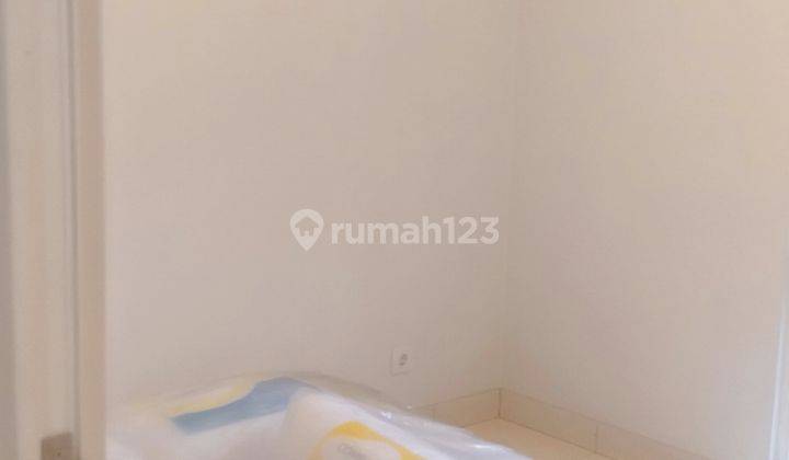 Di Kontrakan Rumah 2 Lantai Full Purnish di Summerecon Karawang Barat Jawa Barat  8
